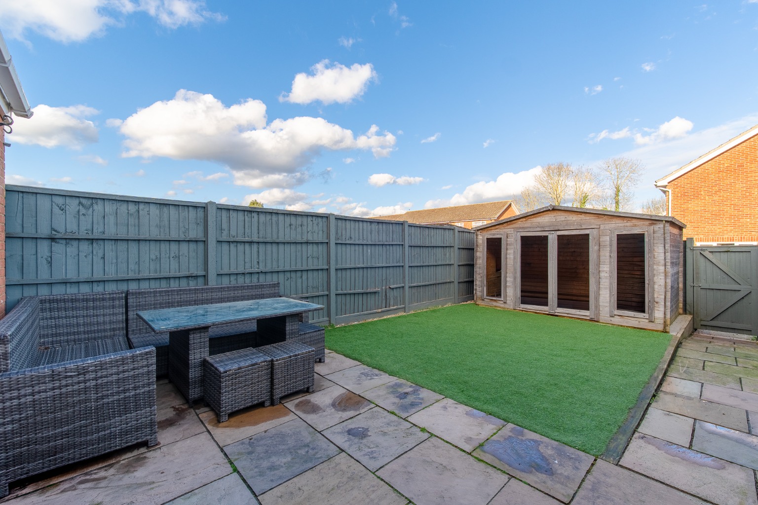 3 bed terraced house for sale in School Road, Cambridgeshire  - Property Image 12