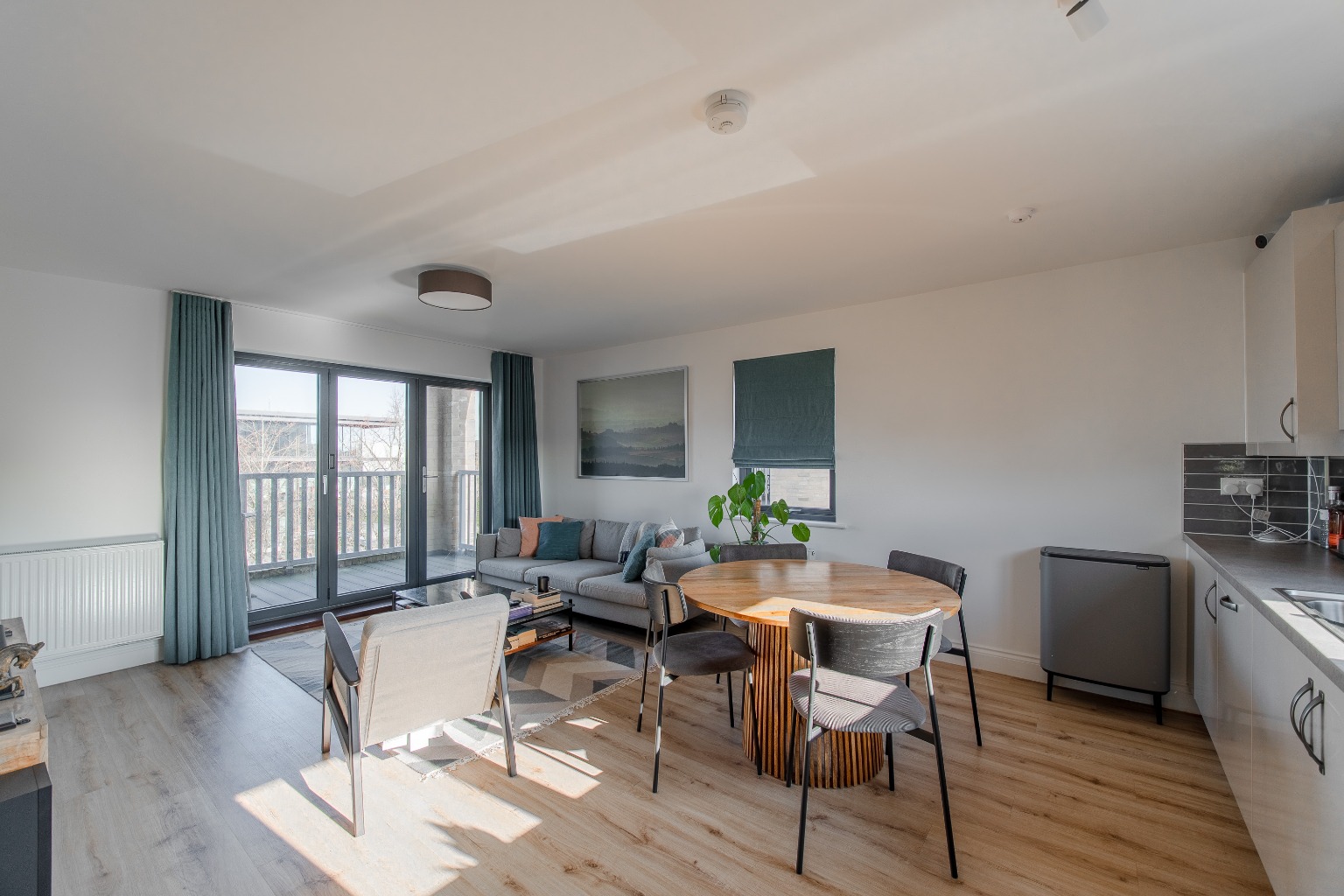 2 bed flat for sale in Cartwright Close, Cambridgeshire  - Property Image 3