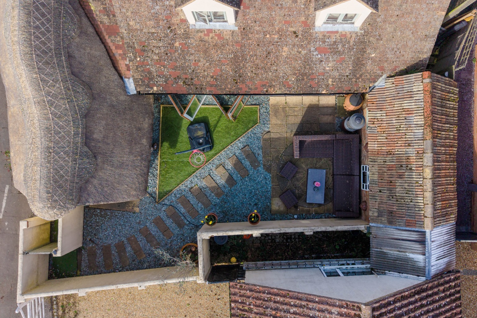 3 bed detached house for sale in The Green, Huntingdon  - Property Image 27