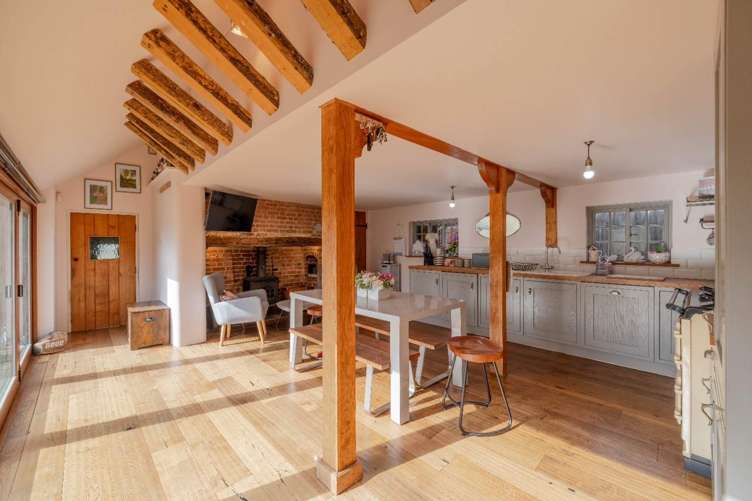 3 bed detached house for sale in The Green, Huntingdon 4