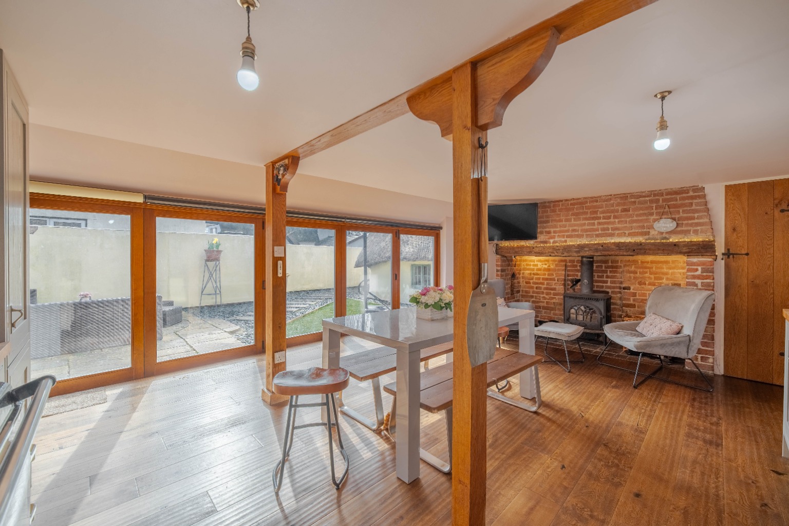 3 bed detached house for sale in The Green, Huntingdon  - Property Image 6