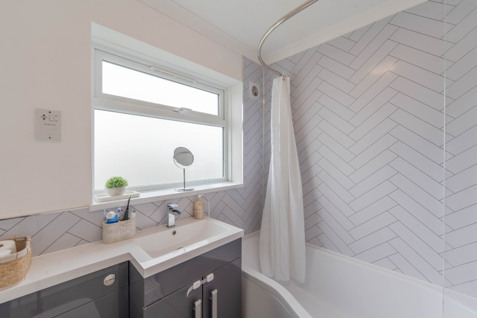 3 bed link detached house for sale in St Marys, Cambridgeshire 10