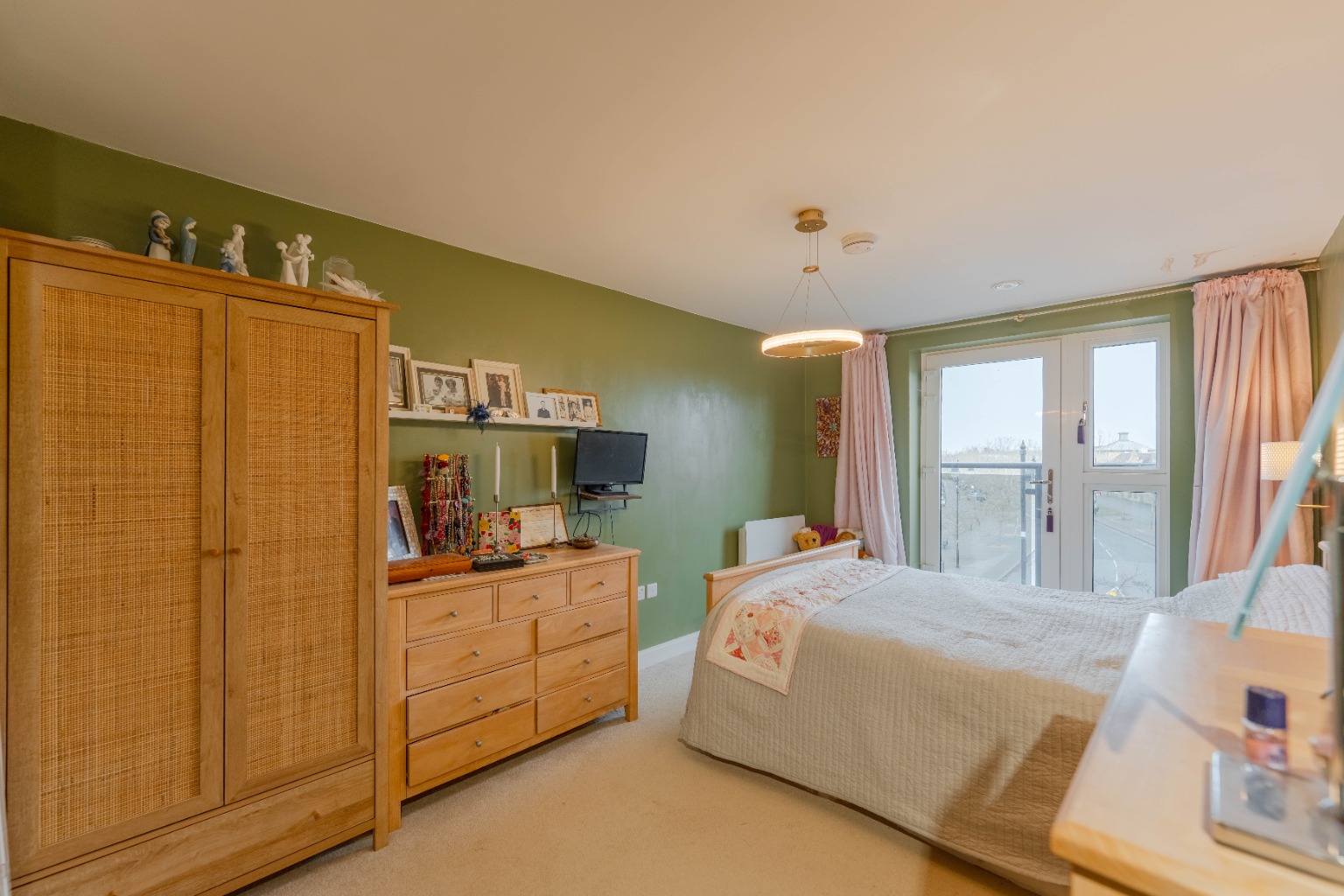 2 bed flat for sale in High Street, Cambridge 8
