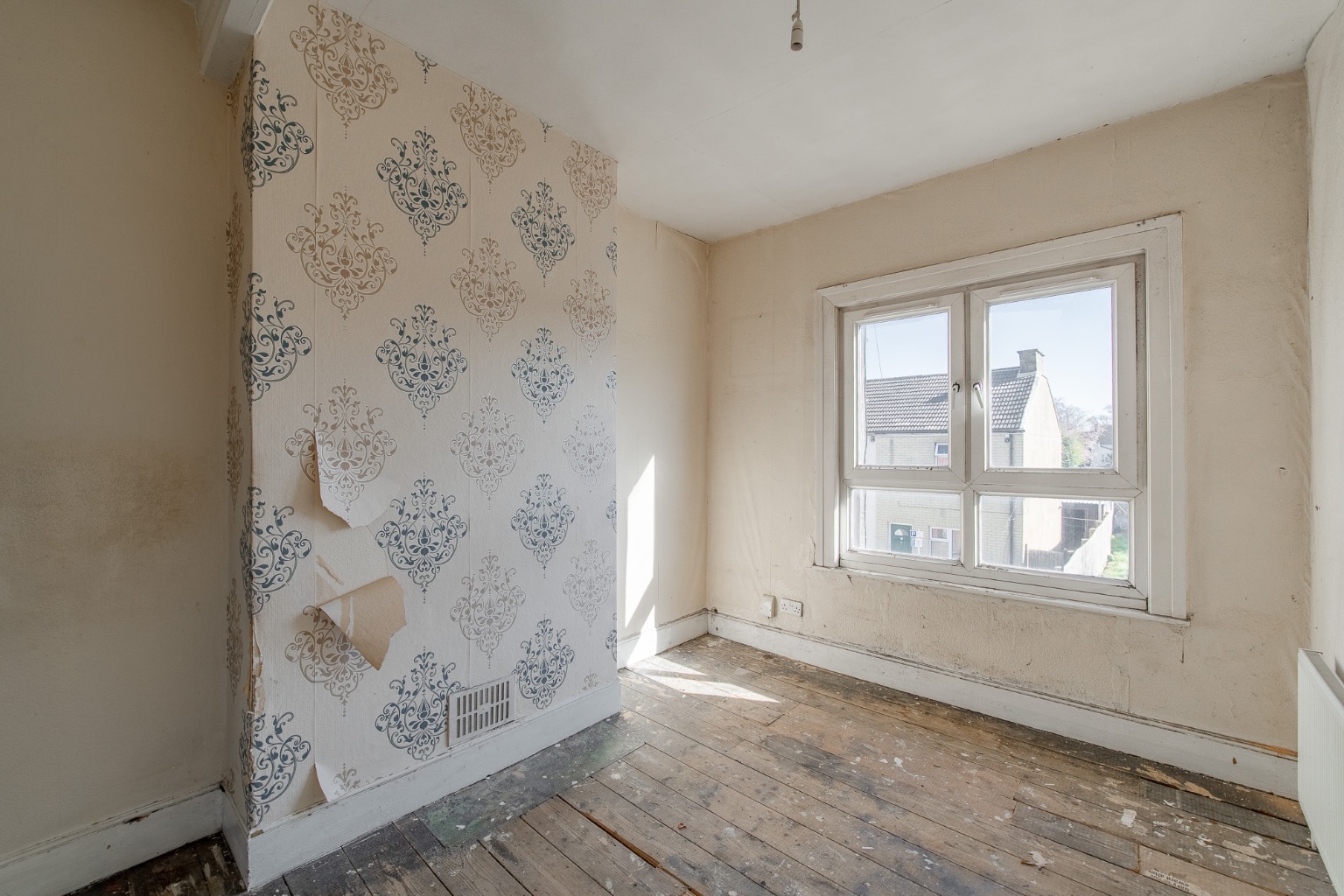 3 bed terraced house for sale in Gladstone Street, Peterborough  - Property Image 8
