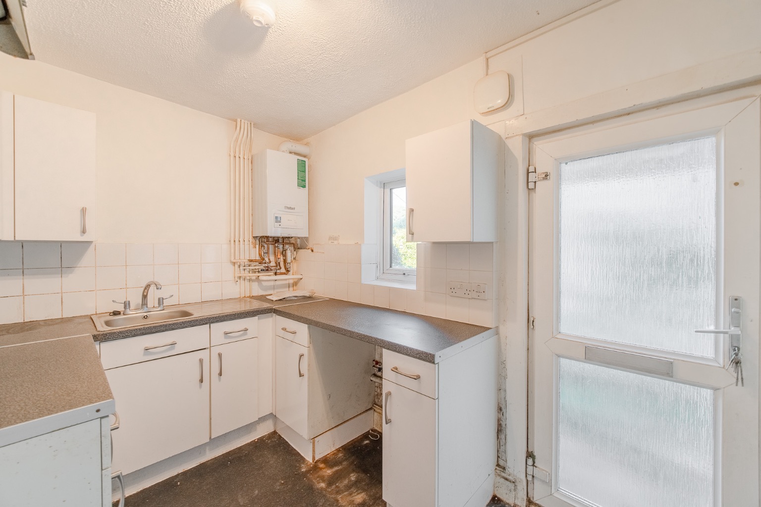3 bed terraced house for sale in Gladstone Street, Peterborough  - Property Image 4
