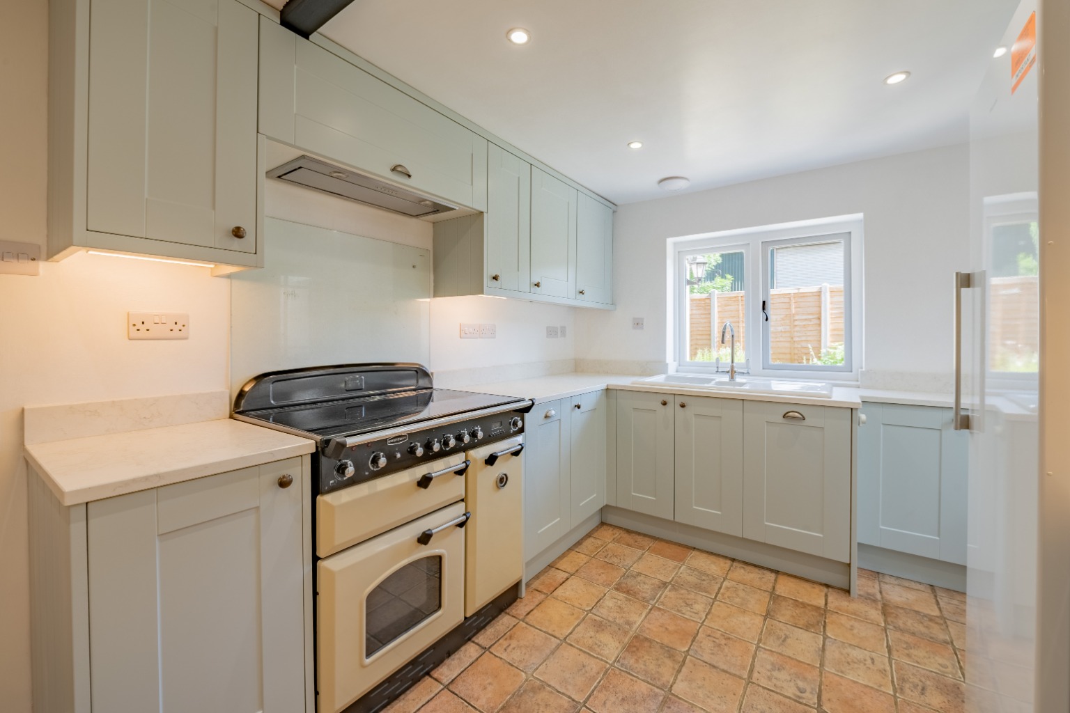 4 bed detached house for sale in Lowndes Drove, St. Ives  - Property Image 3