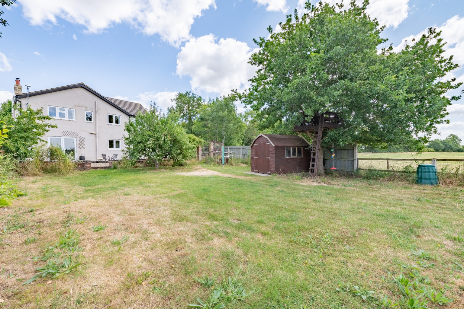 4 bed detached house for sale in Lowndes Drove, St. Ives  - Property Image 14