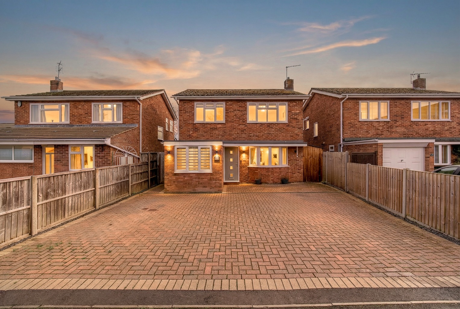 3 bed detached house for sale in The Poplars, Huntingdon 16