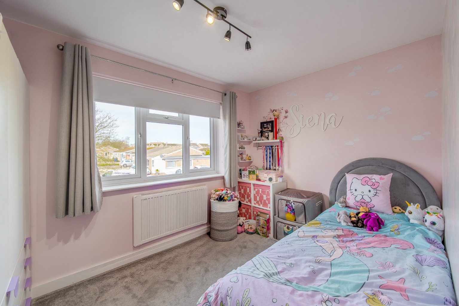 3 bed detached house for sale in The Poplars, Huntingdon 10