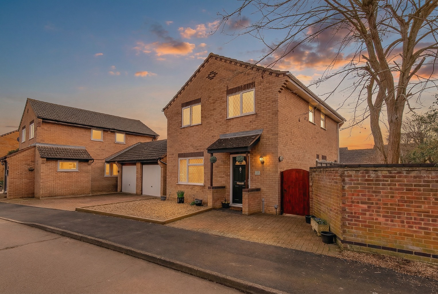 4 bed detached house for sale in Crane Street, Cambridgeshire  - Property Image 16