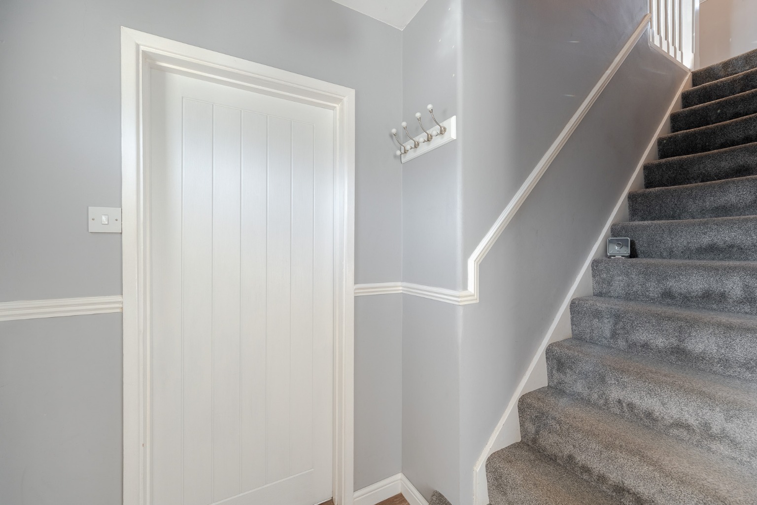 3 bed semi-detached house for sale in Manor Close, Huntingdon  - Property Image 9