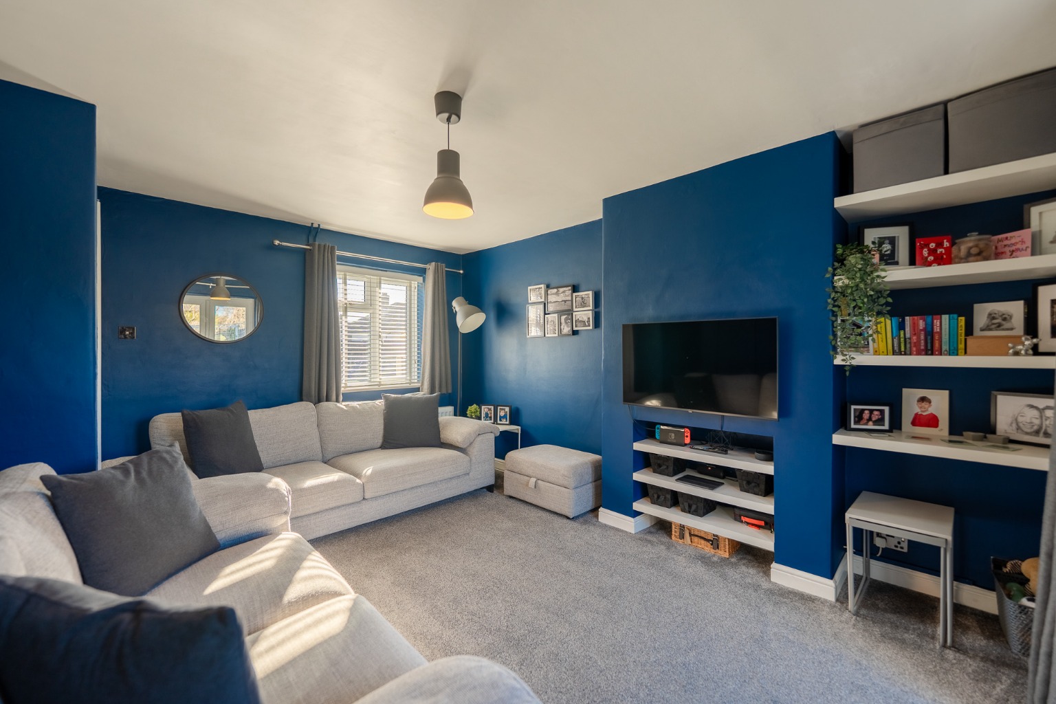 3 bed semi-detached house for sale in Manor Close, Huntingdon  - Property Image 8