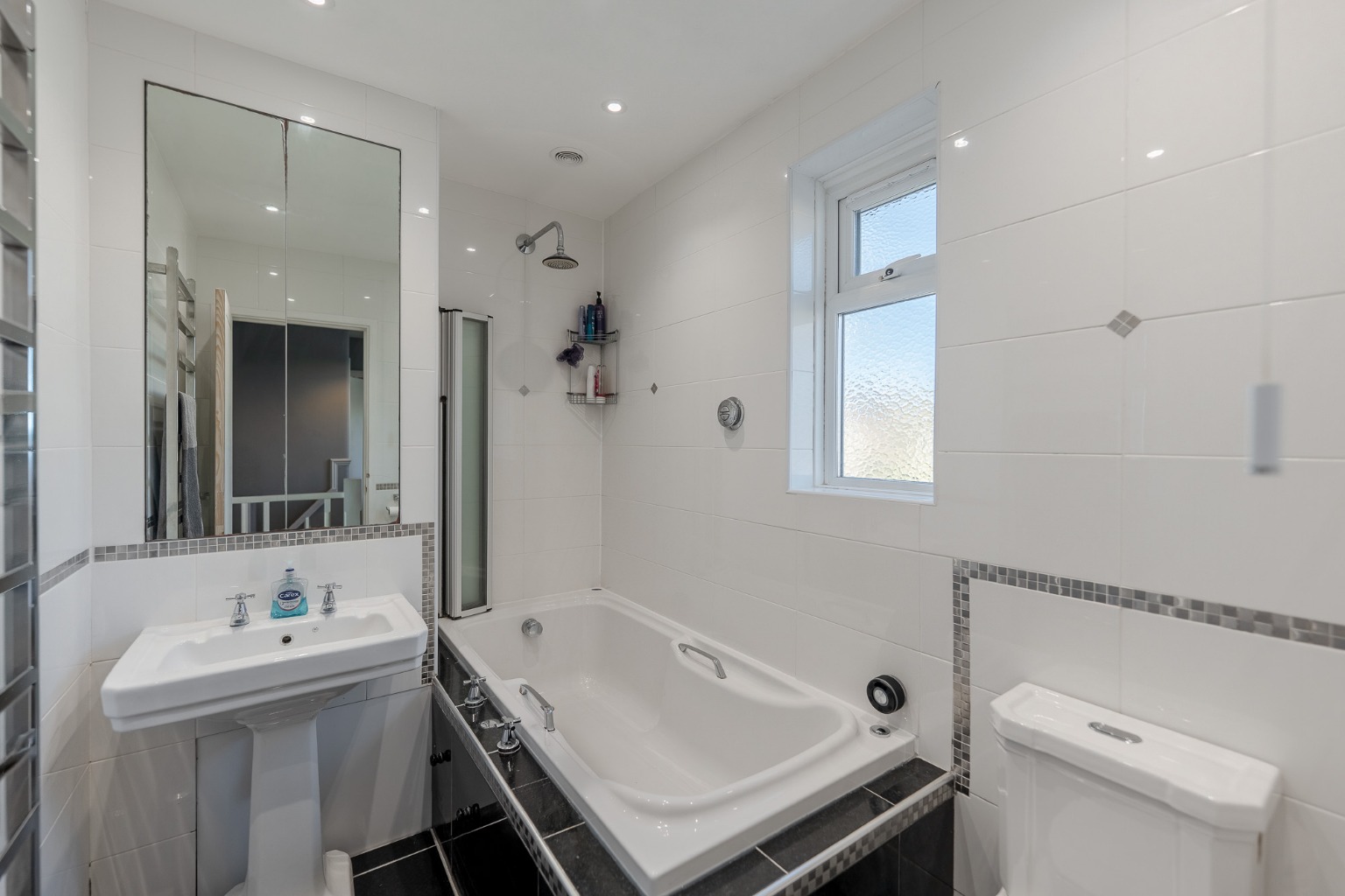 3 bed semi-detached house for sale in Manor Close, Huntingdon  - Property Image 13