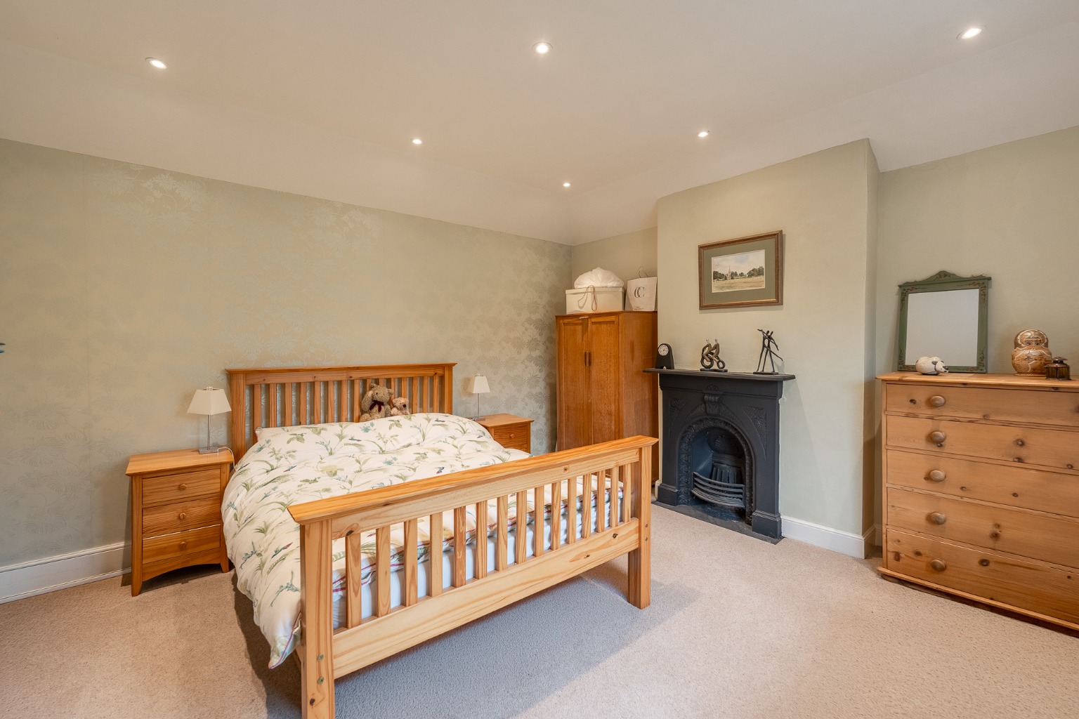 5 bed detached house for sale in London Road, Cambridgeshire 15