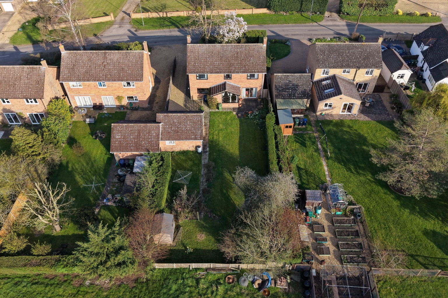 4 bed detached house for sale in High Street, Huntingdon  - Property Image 4