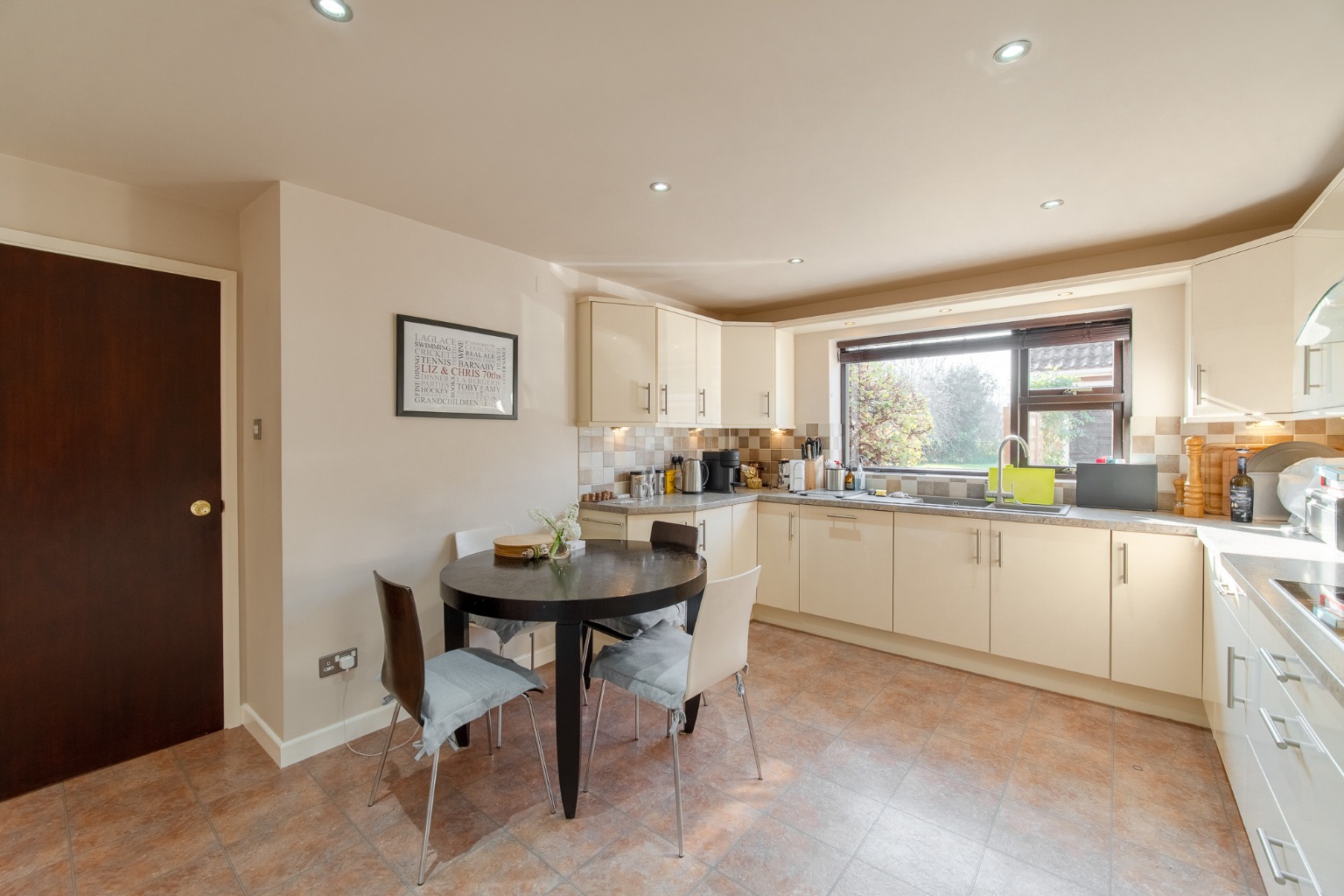 4 bed detached house for sale in High Street, Huntingdon  - Property Image 3