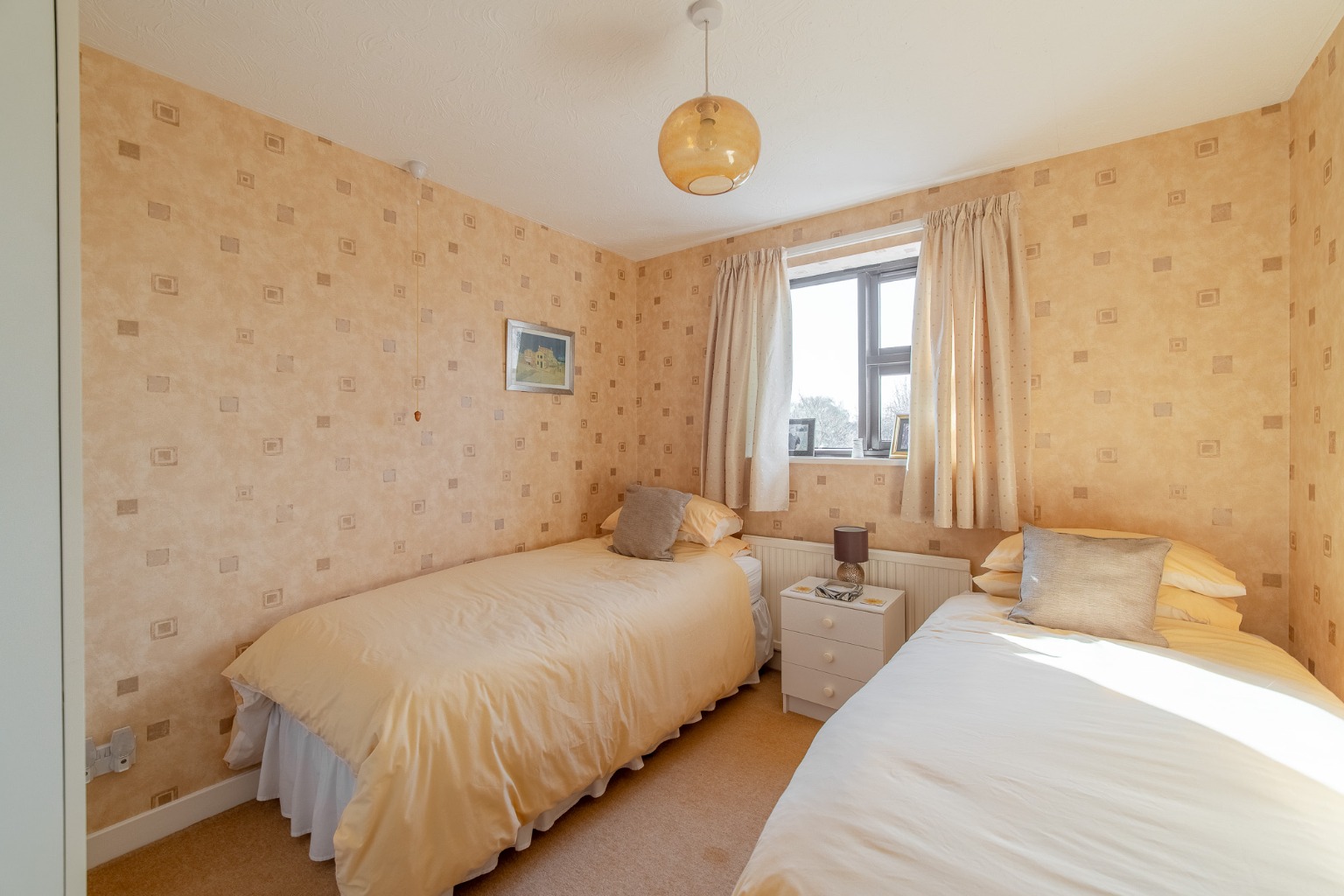 4 bed detached house for sale in High Street, Huntingdon  - Property Image 14