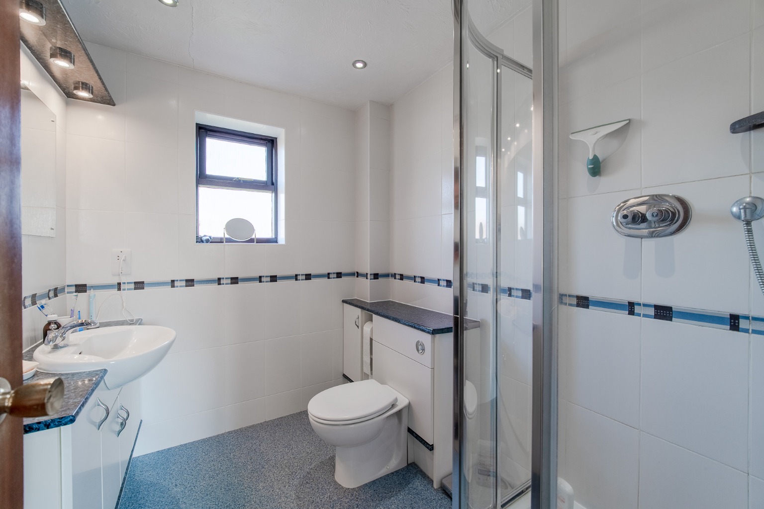 4 bed detached house for sale in High Street, Huntingdon  - Property Image 11