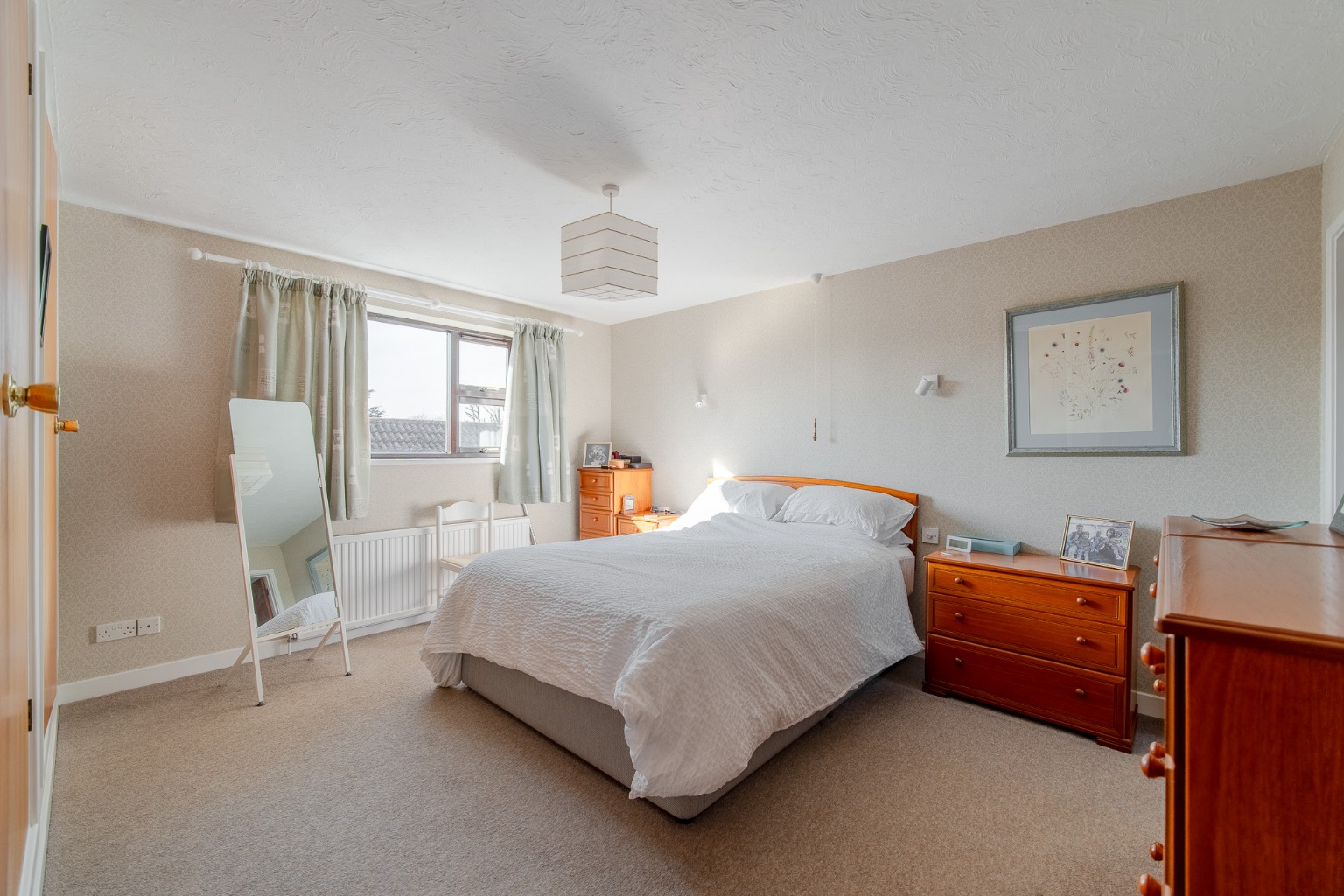 4 bed detached house for sale in High Street, Huntingdon  - Property Image 10