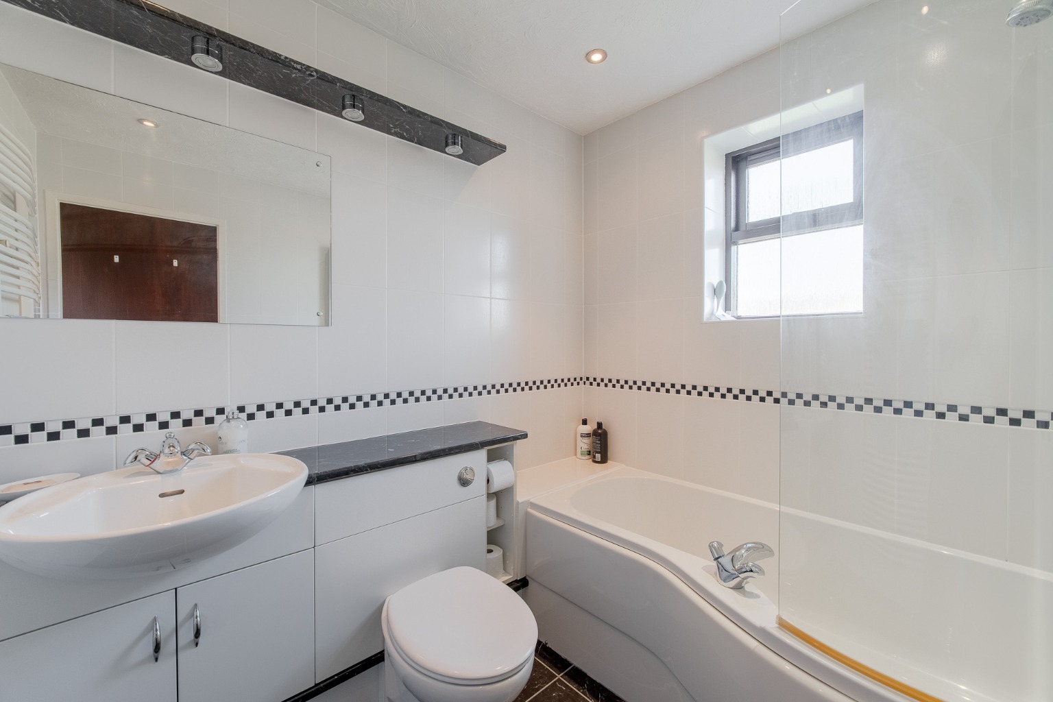 4 bed detached house for sale in High Street, Huntingdon 14