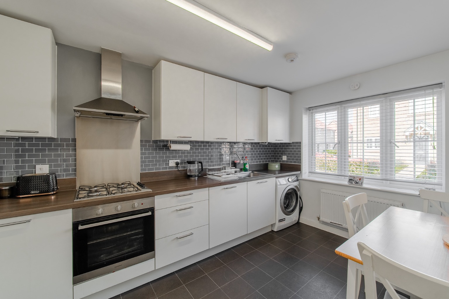 3 bed semi-detached house for sale in Fairway Drive, Cambridgeshire 2