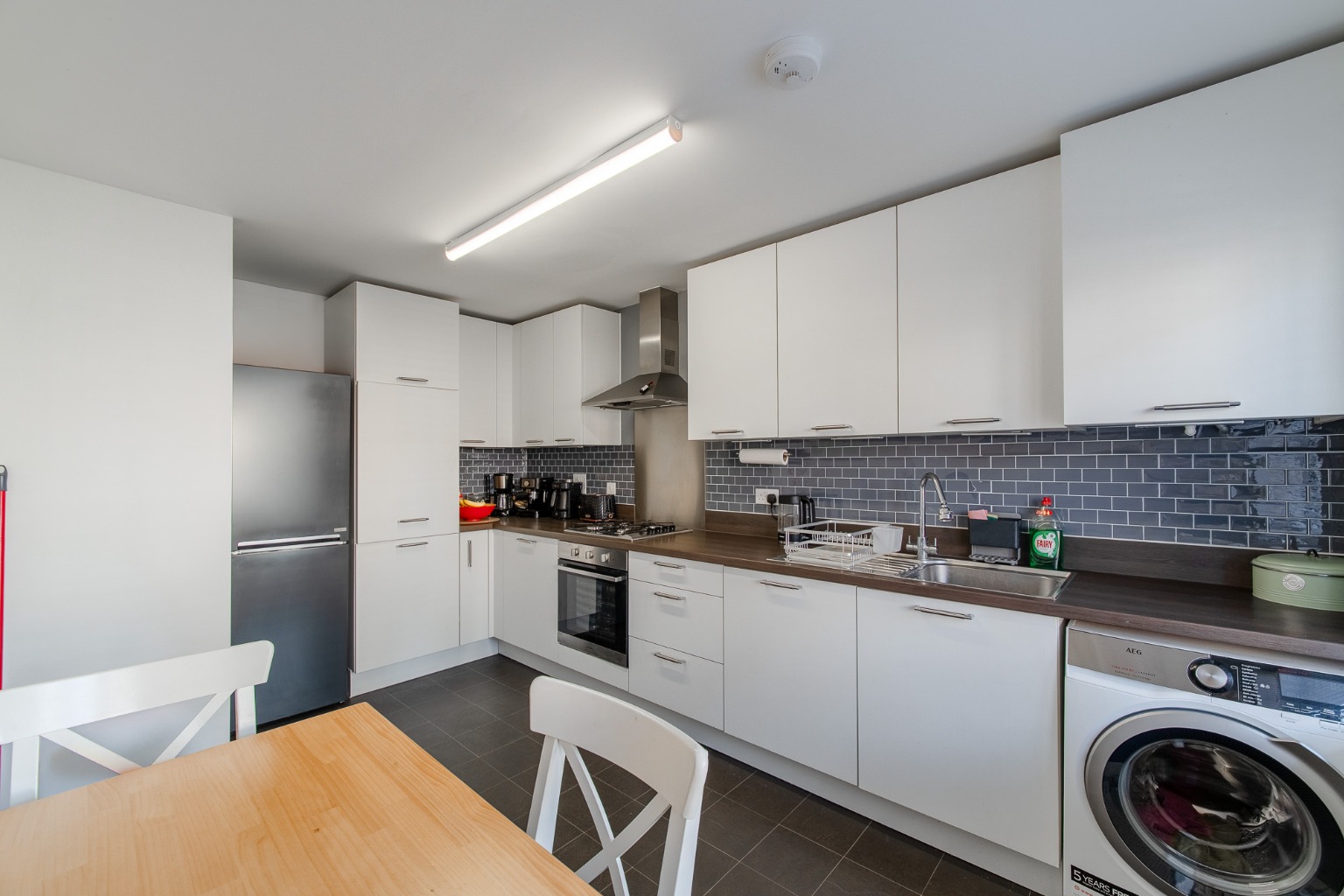 3 bed semi-detached house for sale in Fairway Drive, Cambridgeshire  - Property Image 11