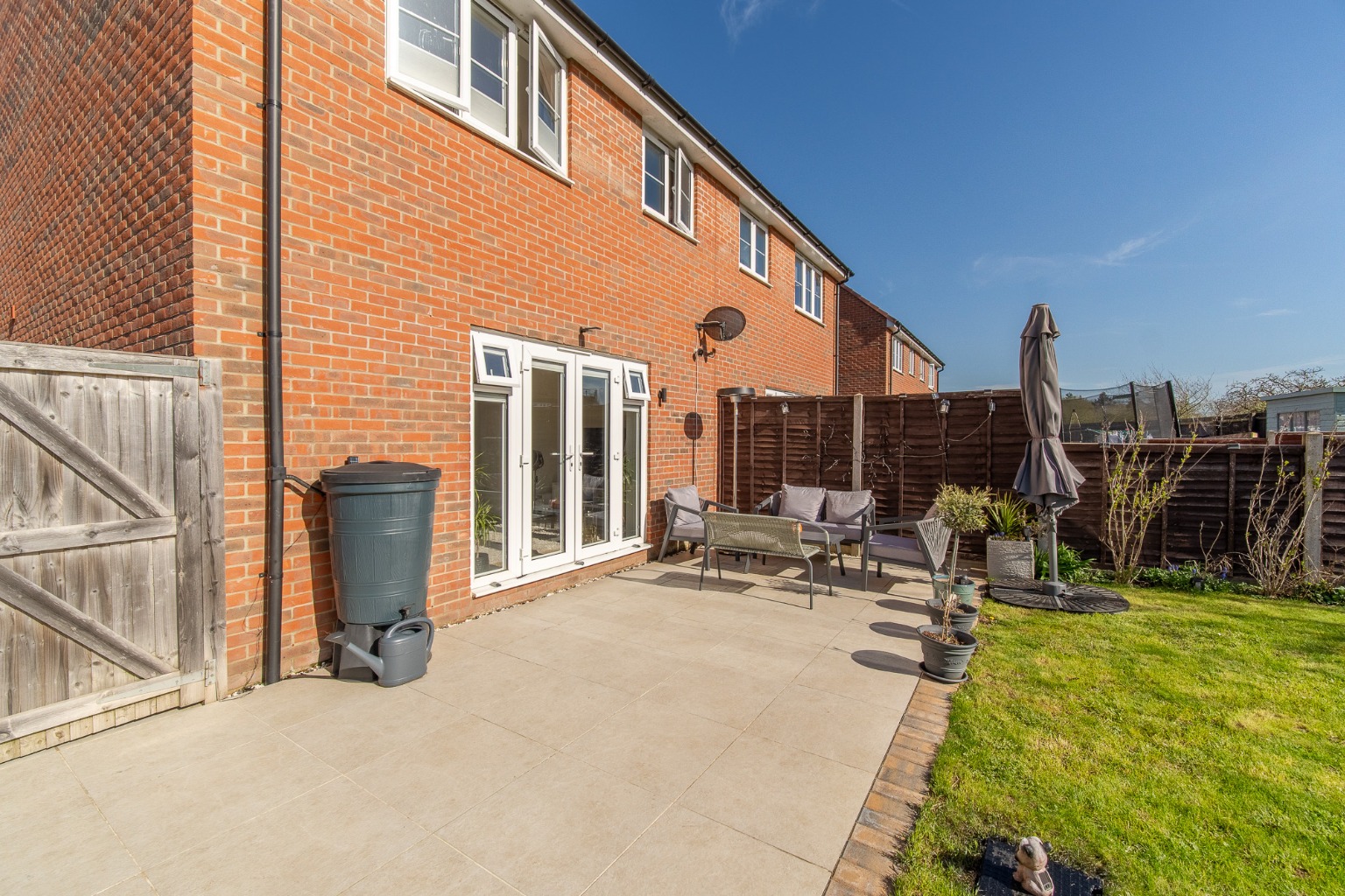 3 bed semi-detached house for sale in Fairway Drive, Cambridgeshire  - Property Image 17