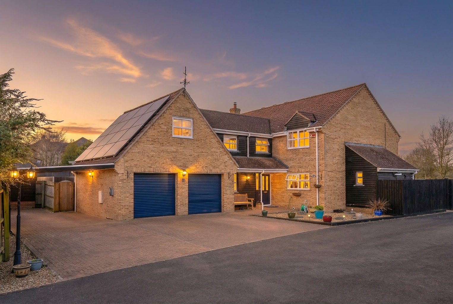 4 bed detached house for sale in Blacksmiths End, Cambridgeshire - Property Image 1
