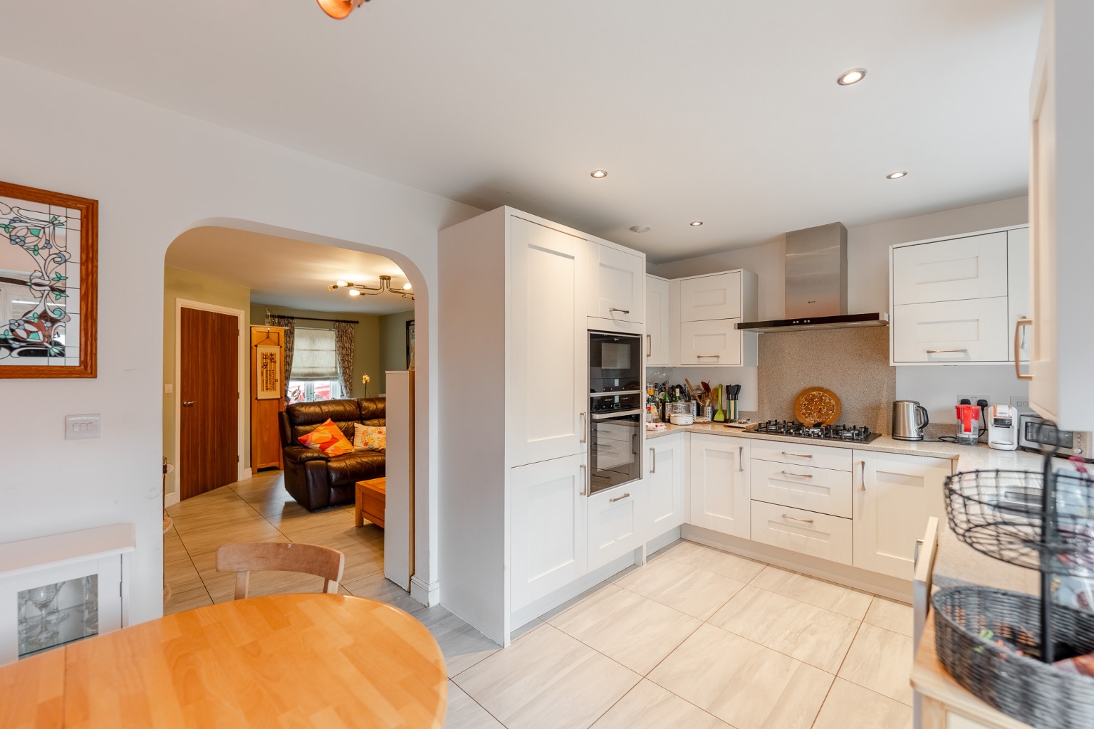 3 bed semi-detached house for sale in Somning Close, Cambridgeshire 2