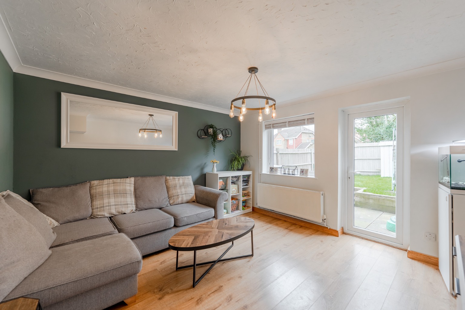 2 bed end of terrace house for sale in Dengaine Close, Cambridgeshire 2