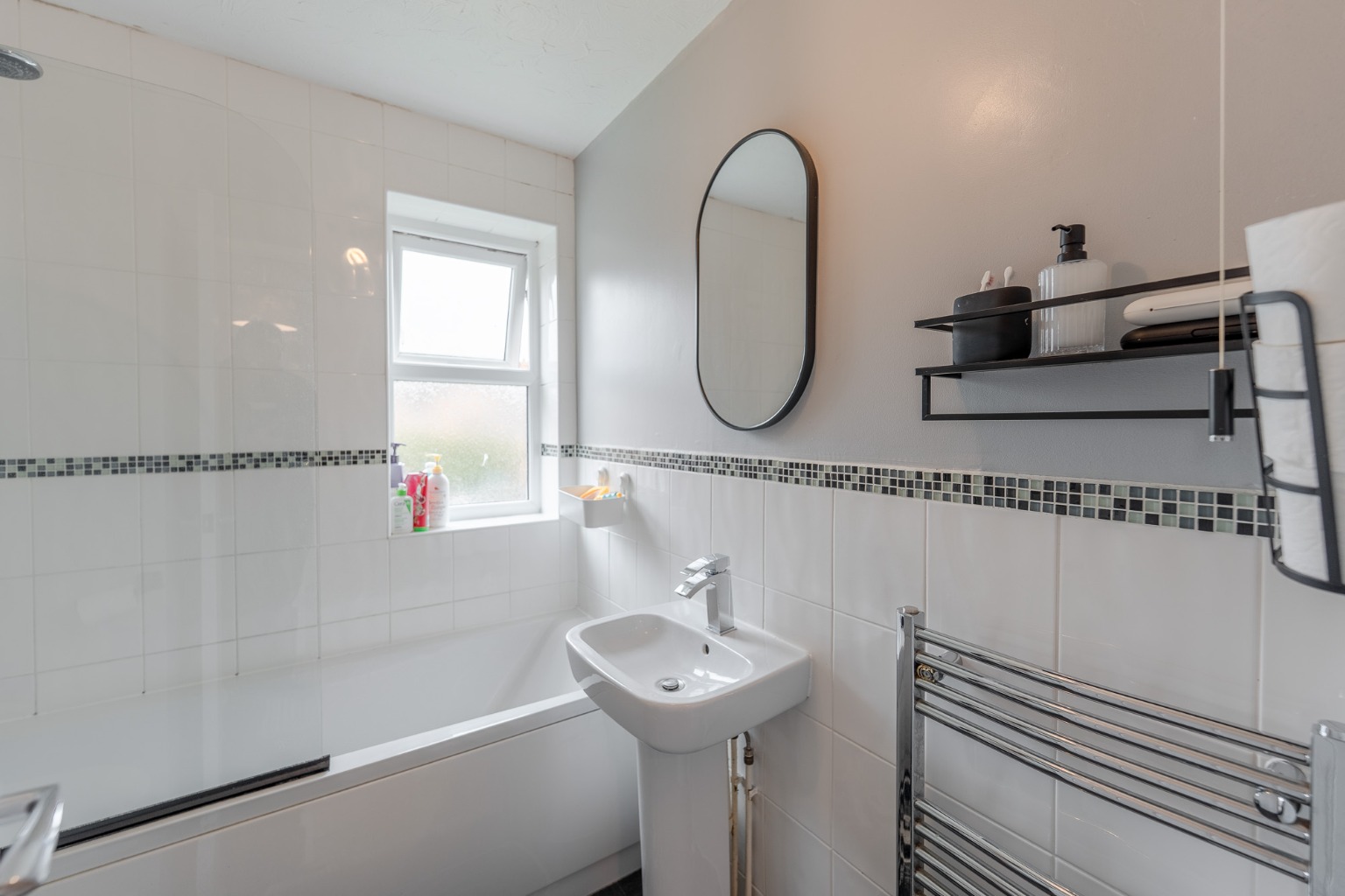 2 bed end of terrace house for sale in Dengaine Close, Cambridgeshire  - Property Image 8