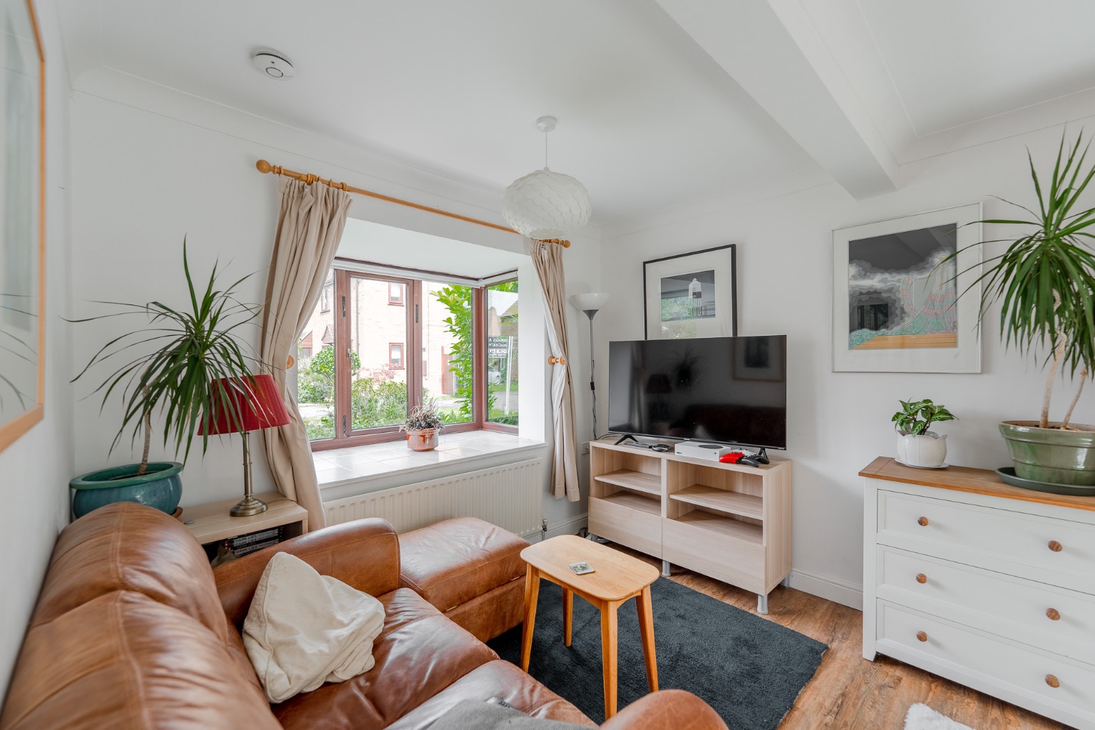 3 bed detached house for sale in Inhams Way, Huntingdon  - Property Image 3