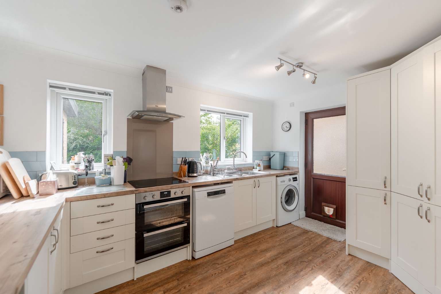 3 bed detached house for sale in Inhams Way, Huntingdon 4