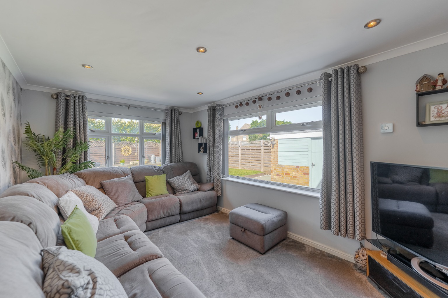 3 bed semi-detached house for sale in Abbots Crescent, St Ives 8