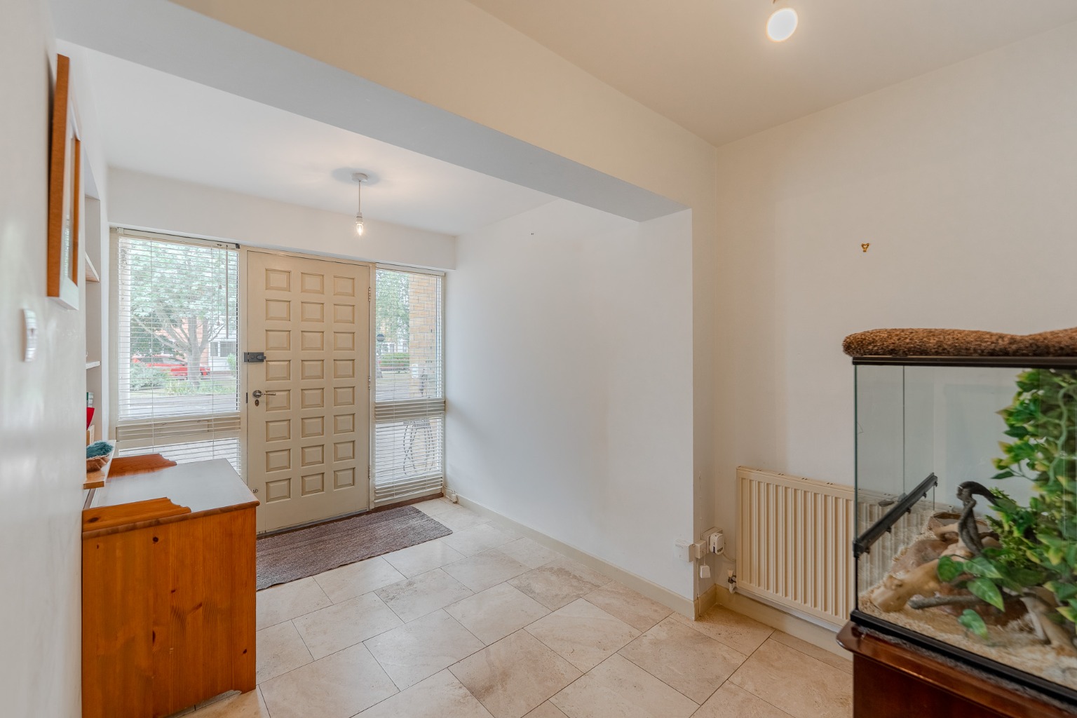 5 bed detached house for sale in Willow Close, Huntingdon  - Property Image 10