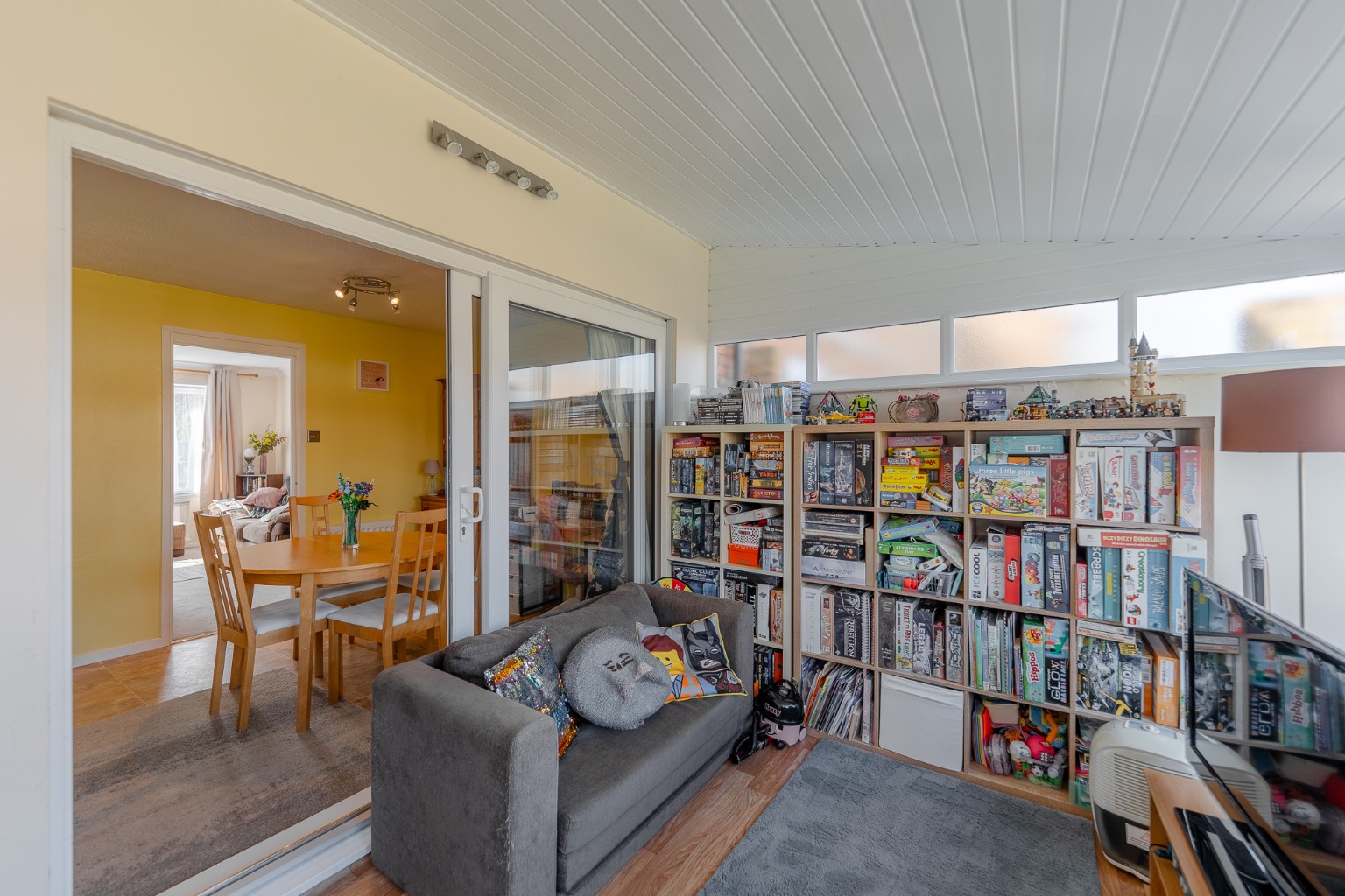 3 bed terraced house for sale in Humberdale Way, Cambridgeshire  - Property Image 6