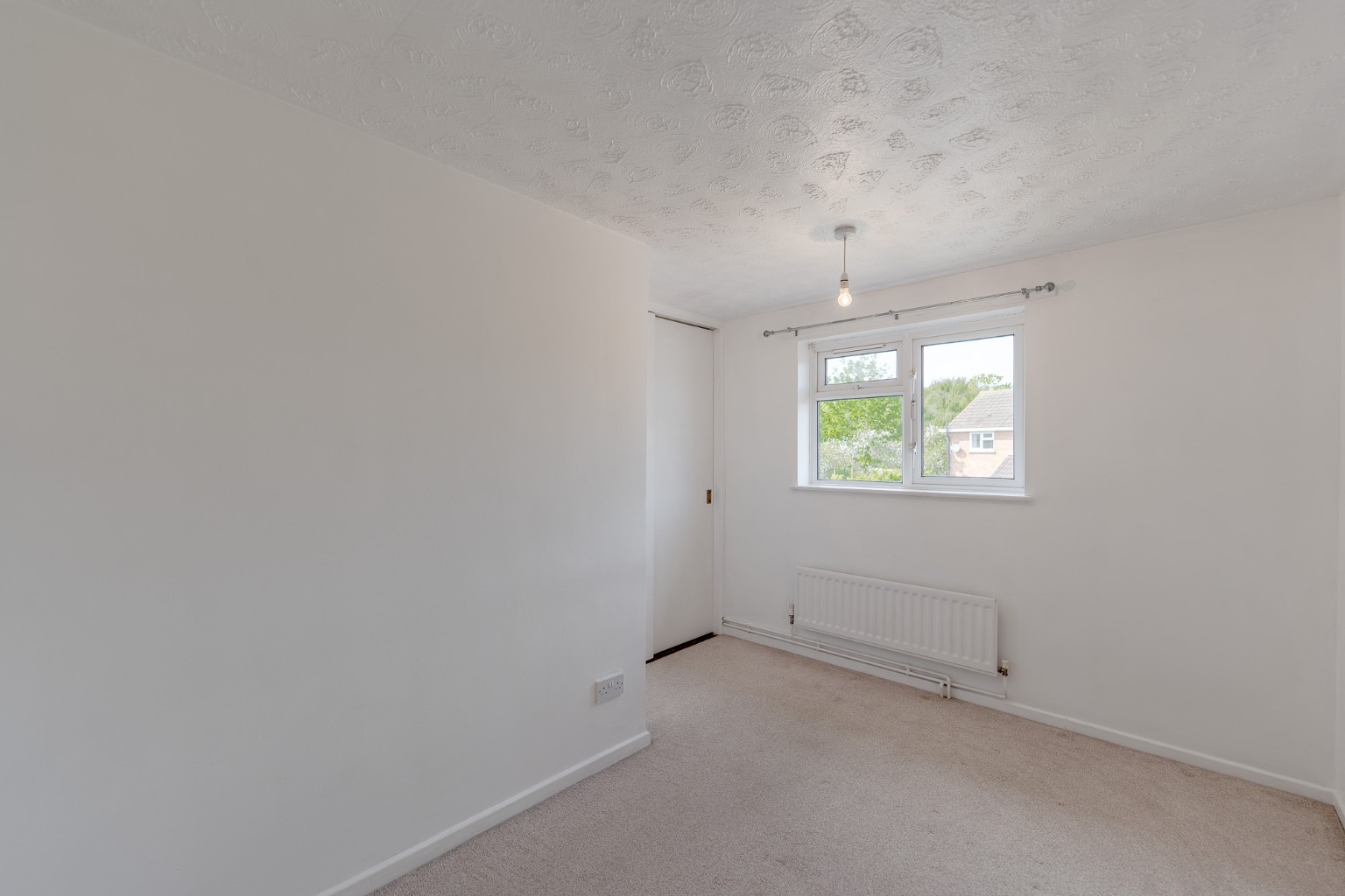 2 bed semi-detached house for sale in Somerset Road, Huntingdon 6