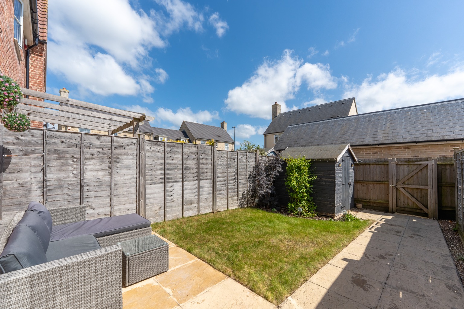 2 bed terraced house for sale in Bayley Road, Huntingdon 9