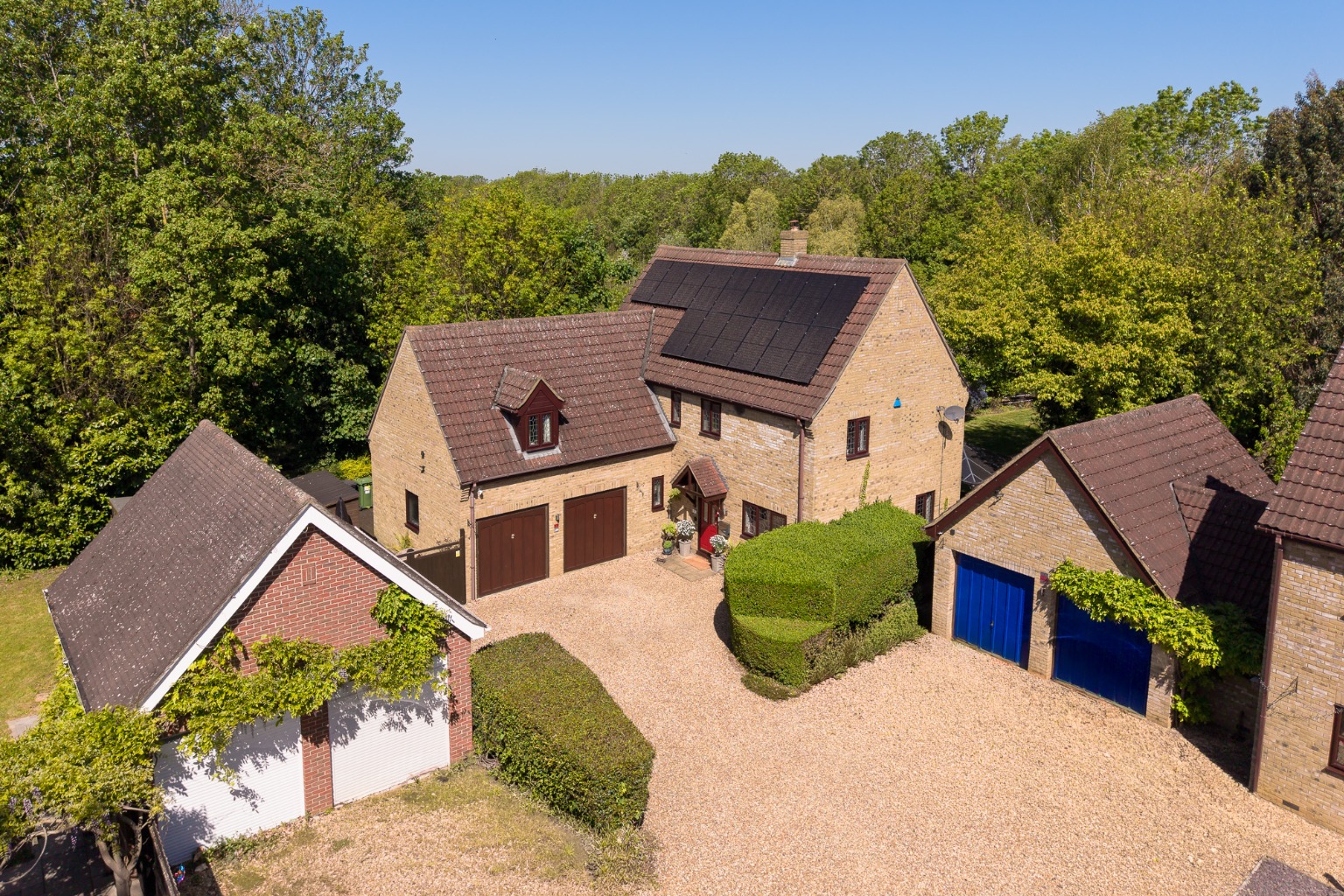 4 bed detached house for sale in High Street, Cambridgeshire 11