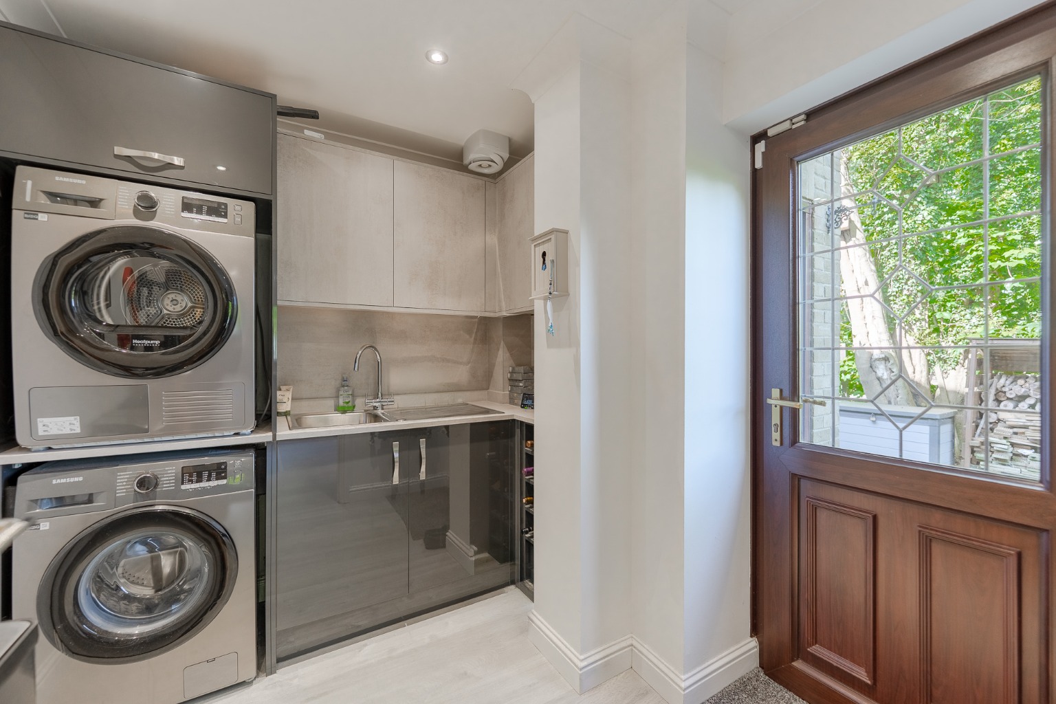 4 bed detached house for sale in High Street, Cambridgeshire  - Property Image 8