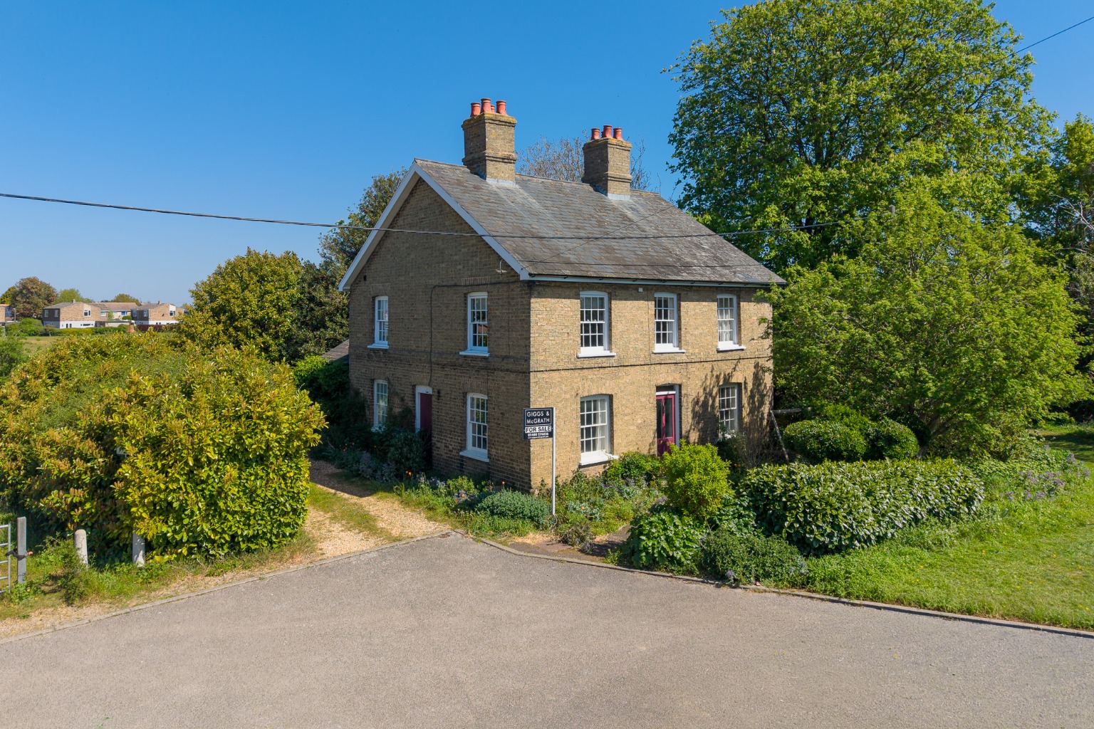 5 bed detached house for sale in Bridge End, Cambridgeshire - Property Image 1