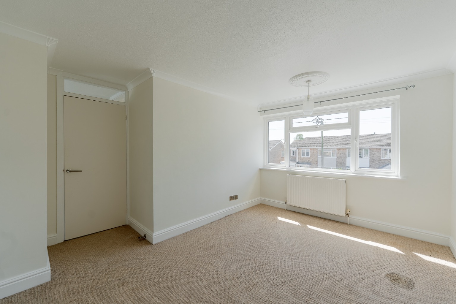 3 bed semi-detached house for sale in Headlands, Cambridgeshire  - Property Image 7