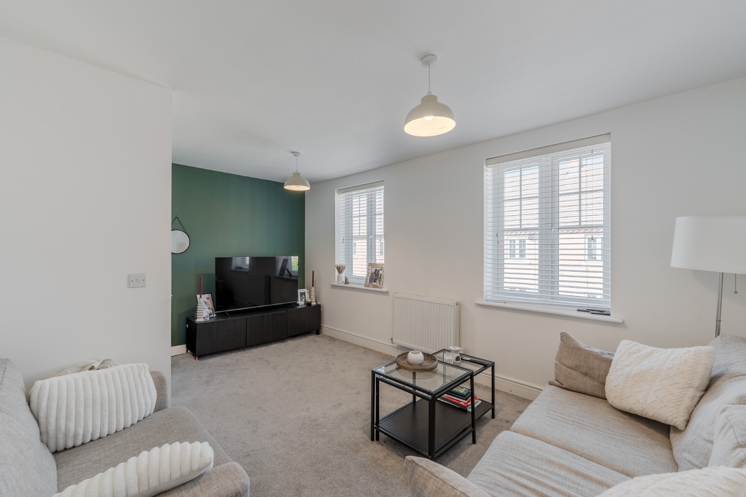 4 bed semi-detached house for sale in Griffin Road, Huntingdon  - Property Image 10