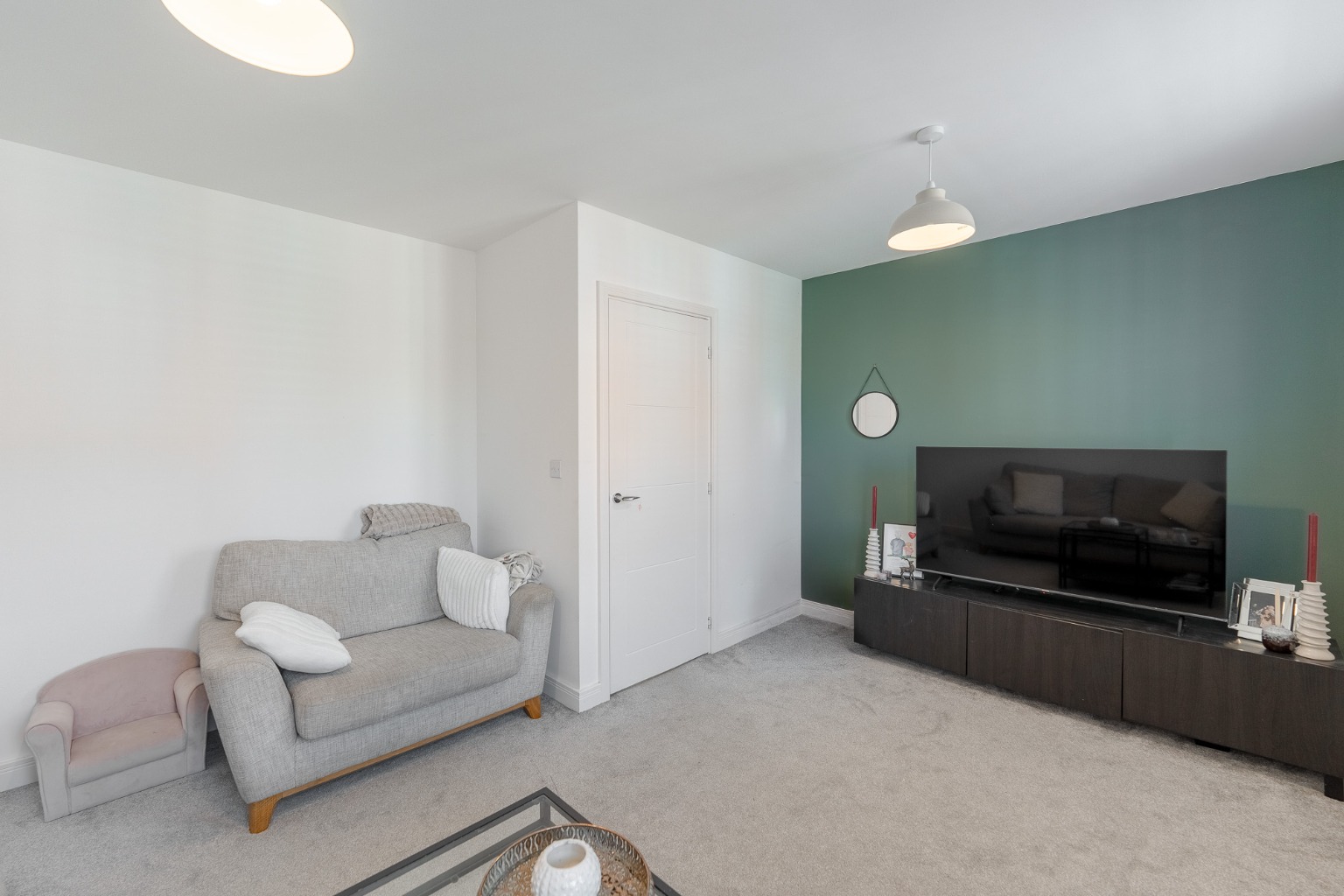 4 bed semi-detached house for sale in Griffin Road, Huntingdon 10