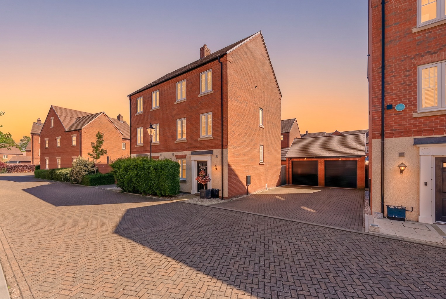 4 bed semi-detached house for sale in Griffin Road, Huntingdon  - Property Image 19