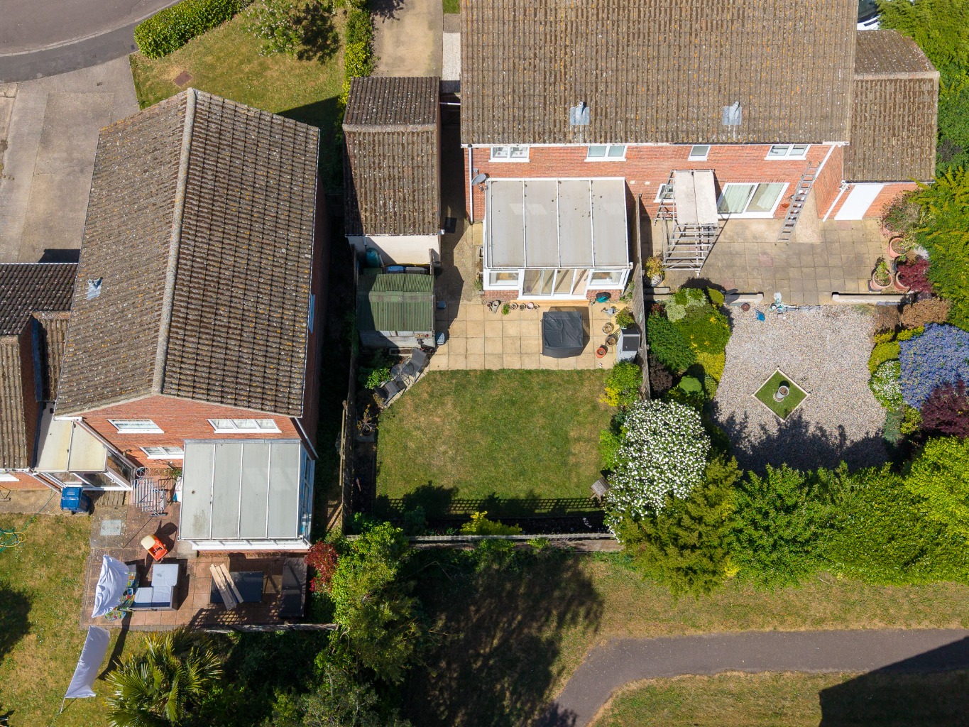3 bed semi-detached house for sale in Greenfields, Cambridgeshire  - Property Image 2