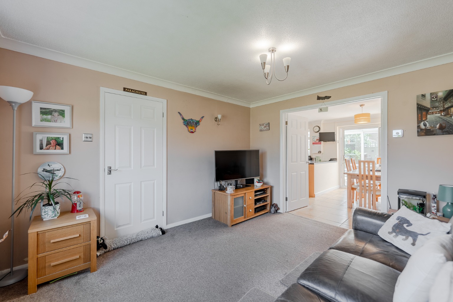 3 bed semi-detached house for sale in Greenfields, Cambridgeshire 9