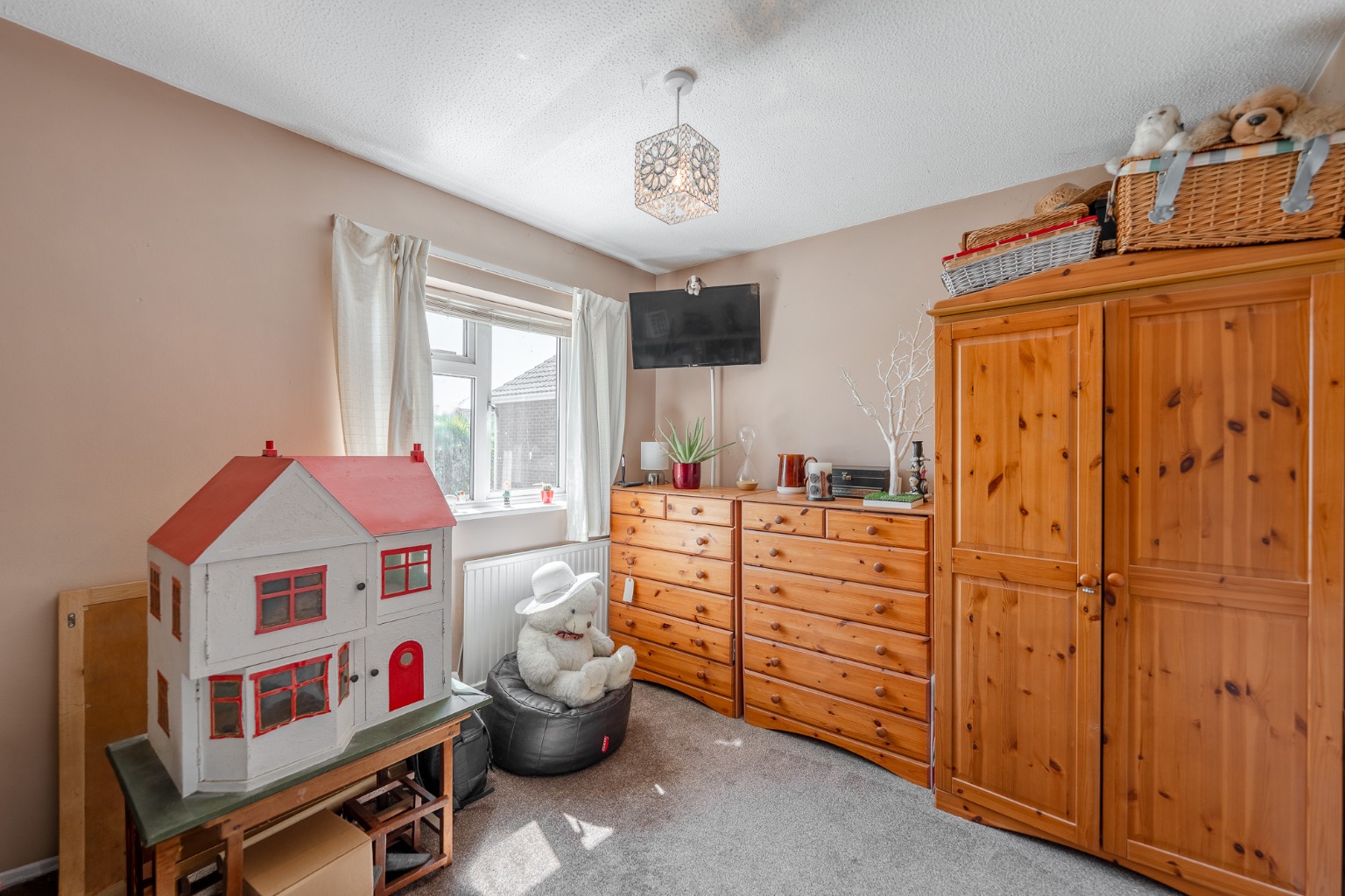 3 bed semi-detached house for sale in Greenfields, Cambridgeshire  - Property Image 16