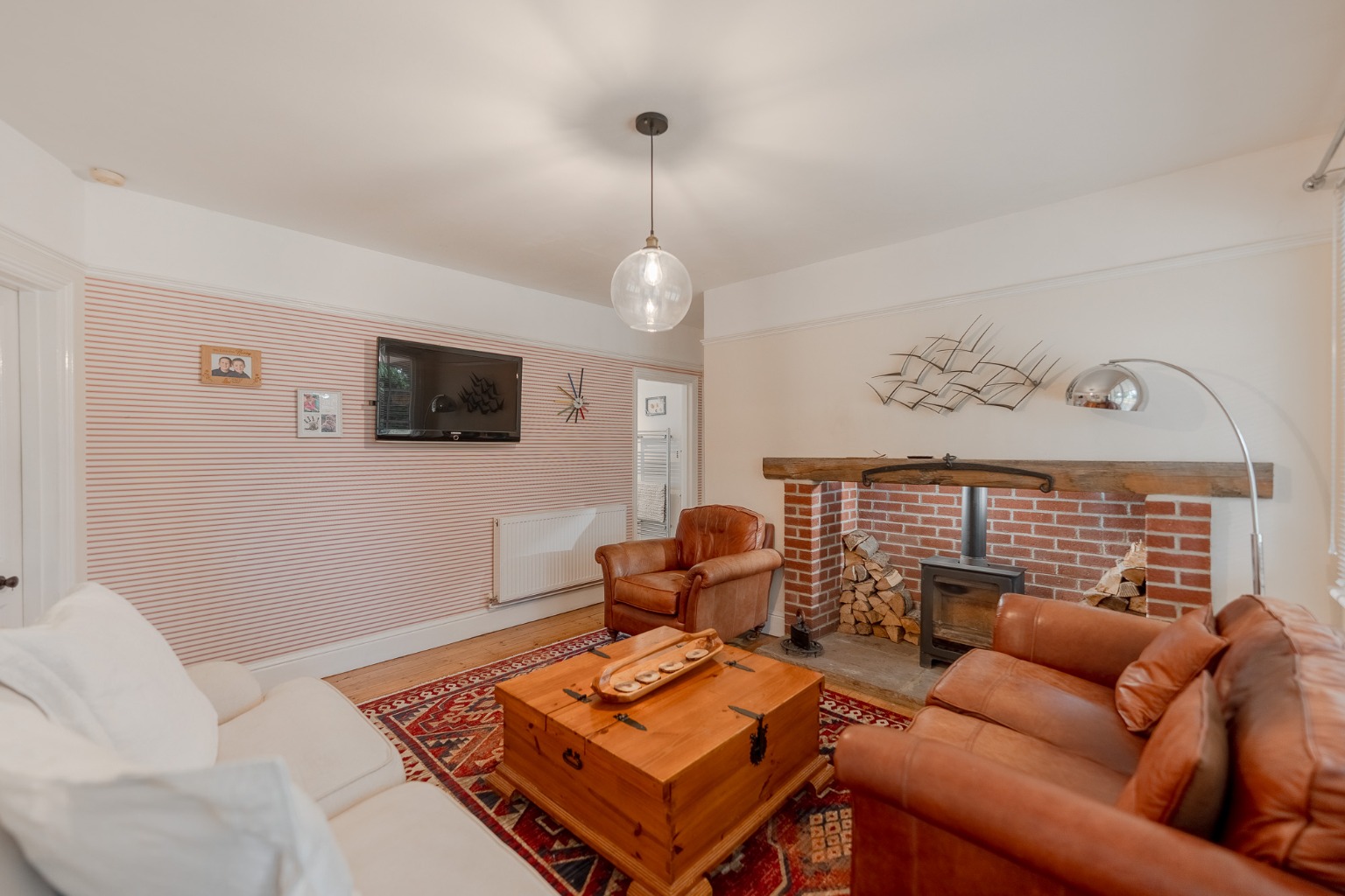 3 bed bungalow for sale in Brampton Road, St. Neots 2