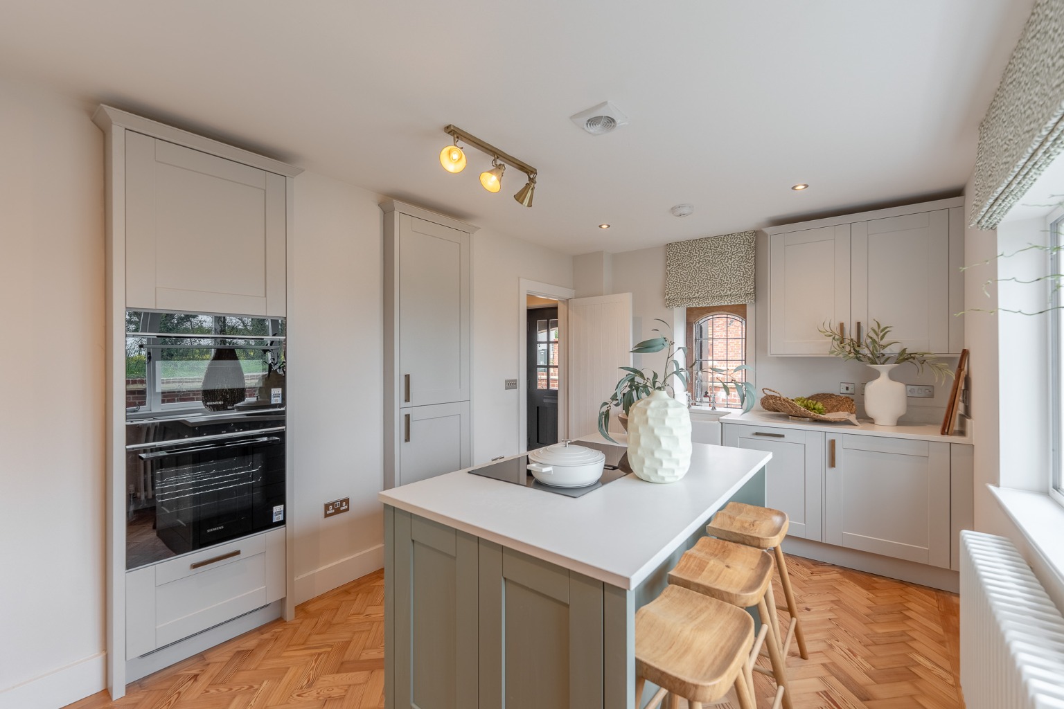 2 bed detached house for sale in Houghton Grange, Cambridgeshire  - Property Image 3